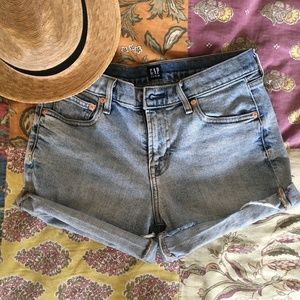 High-wasted cactus butt!